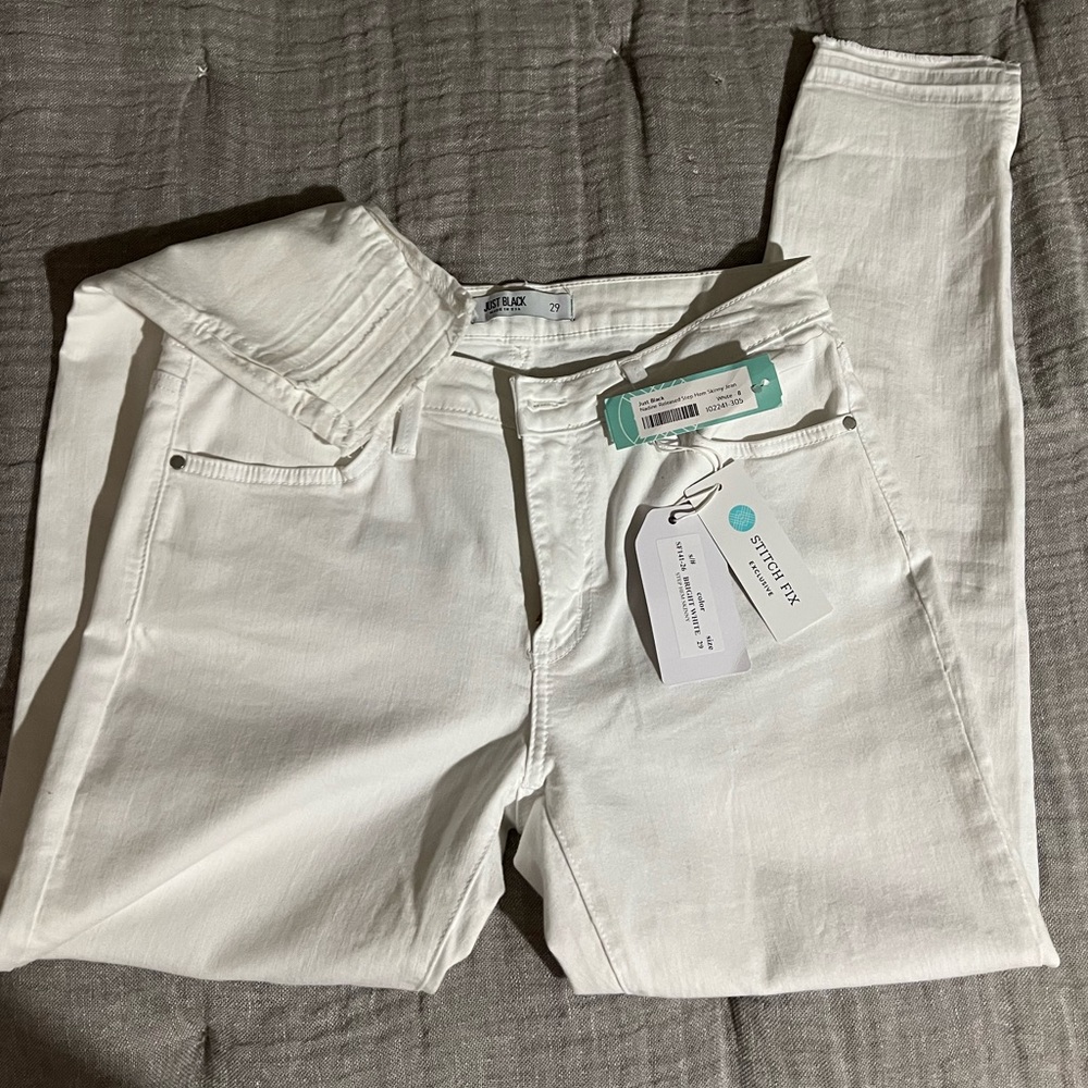 Brand new, never worn, Stitch Fix white jeans size 8 (29)